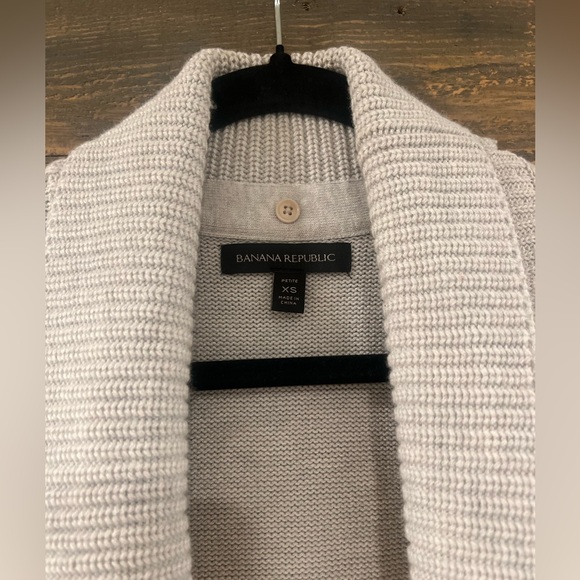 Banana Republic Gray Women's Cardigan XSP Merino Fine Wool Blend - Picture 3 of 6